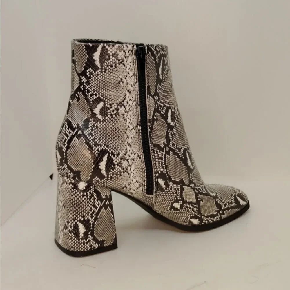 Madden Girl Womans NEW w/Tags Minglee Faux Snakeskin Ankle Boots - sz. 7 WOW!